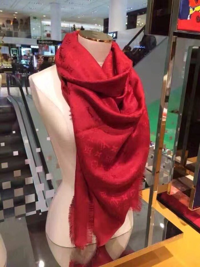 Louis Vuitton Scarf LV00129